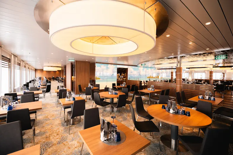 Het nieuwe Yachtclub restaurant op de AIDAdiva. © AIDA Cruises