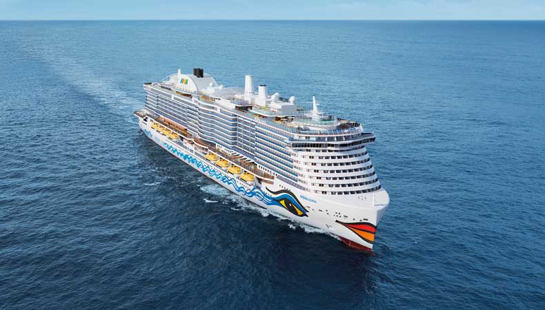 De Aidacosma maakt een inaugurele cruise van Hamburg naar de Canarische Eilanden © Aida Cruises