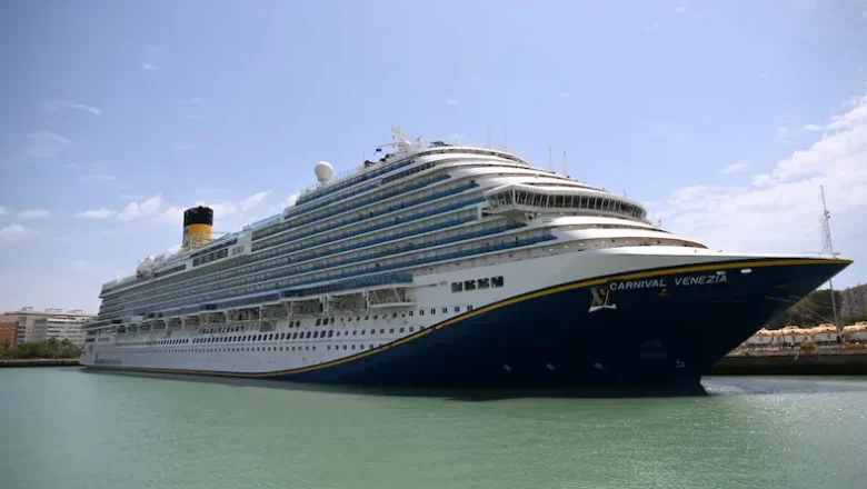 Cruisereview Carnival Venezia van Carnival Cruise Line