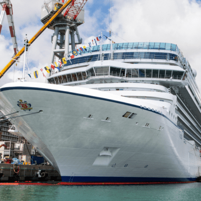 Vista, nieuwste cruiseschip voor Oceania Cruises, gedoopt op Malta