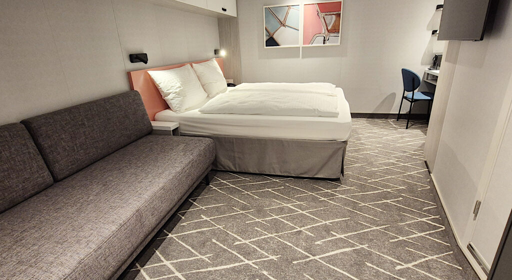 Standaard binnenhut op de Mein Schiff Relax © Nico van Dijk / Decruisegids.nl