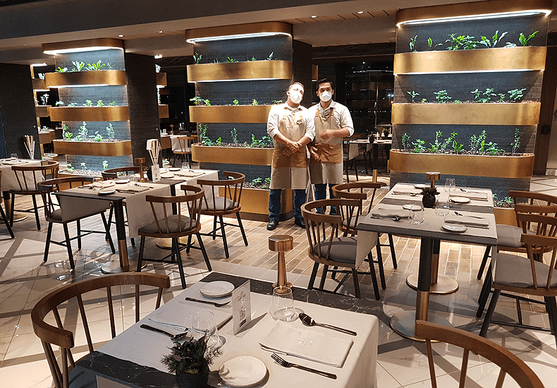 Het Chef's Garden Kitchen restaurant is een nieuw restaurant-concept dat MSC Cruises op de MSC World Europa heeft ingevoerd. © Nico van Dijk / Decruisegids.nl