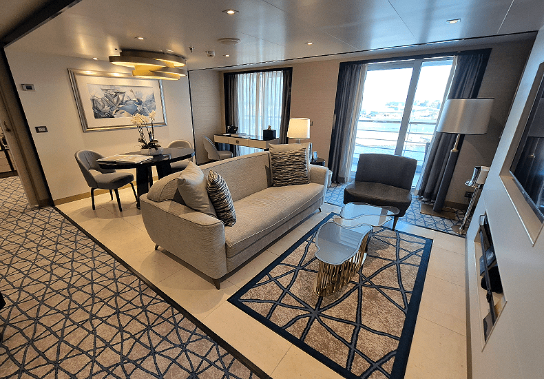 Een Splendor Suite op de Seven Seas Splendor. © Nico van Dijk / Decruisegids.nl