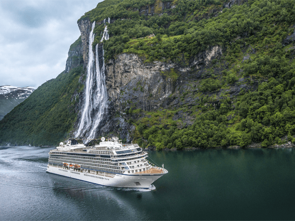 Viking Cruises: Zeecruises, expeditiecruises en riviercruises